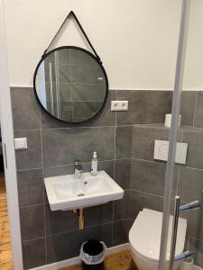 Ein Badezimmer in der Unterkunft Weingut Gästehaus Bach