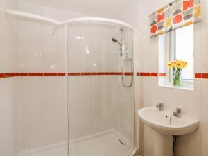 Phòng tắm tại Hathaway Cottage +16 ảnh