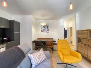 Χώρος καθιστικού στο Plein centre, T3 5P totalement rénové 55m2. WIFI