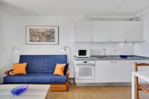 Kuchnia lub aneks kuchenny w obiekcie Costa Isora Frontline & Pool By Paramount Holidays