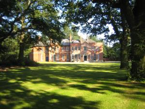 Gallery image of Woodhall Spa Manor - Stylish Secret Escape in Woodhall Spa