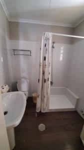 Fotografia z galérie ubytovania Hostal Martes Cáceres Plaza Mayor - Tercer piso SIN ascensor v destinácii Cáceres