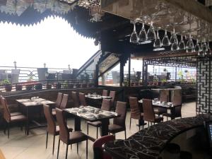 Amba Regency餐厅或其他用餐的地方