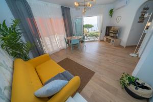 Posezení v ubytování HomeHolidaysRentals Eiffel - Costa Barcelona
