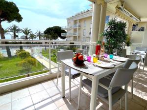 Gallery image of L'appartement Royal Palm in Cannes