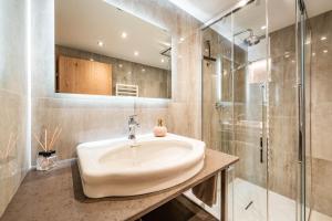 A bathroom at Studio Alpendomizil Ahorn