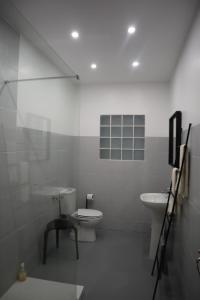 Vonios kambarys apgyvendinimo įstaigoje The Minimal House II