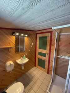 Koupelna v ubytování Fjordcamp