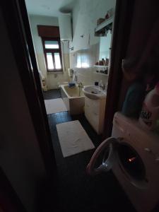 Kuchyňa alebo kuchynka v ubytovaní Appartamento Elisa