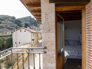 A balcony or terrace at Belvilla by OYO Casa Rural Poza de la Torca II