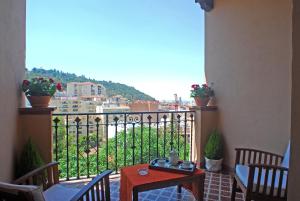 
A balcony or terrace at Hotel Monte Victoria
