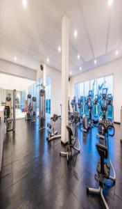 Gimnasio o instalaciones de fitness de Dreams Karibana Cartagena Golf & Spa Resort