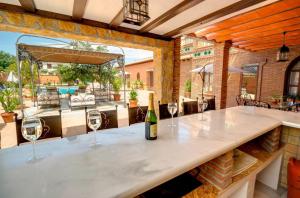 Restaurace v ubytování Villa Sierra Nevada de Pilar I