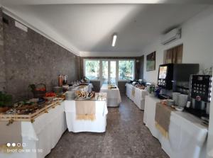 Kuhinja oz. manjša kuhinja v nastanitvi Hotel Torre Santamaria Resort