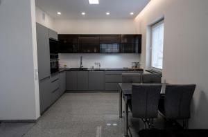 Photo de la galerie de l'établissement Apartament Grabowski Stone Design, à Przemyśl