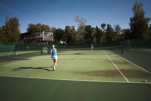 Tennis- og/eða veggtennisaðstaða á Pühajärve Spa & Holiday Resort eða í nágrenninu