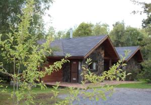 Το κτήριο όπου στεγάζεται  η παραθεριστική κατοικία