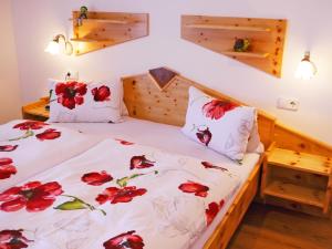 Postel nebo postele na pokoji v ubytování Haus Moser
