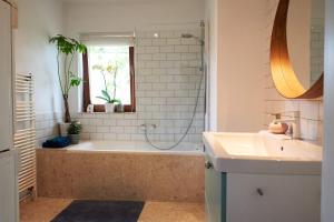Ванная комната в Hello Balaton