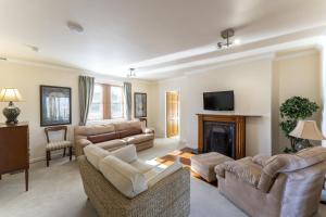 Gallery image of Melville Lodge in Cumbernauld