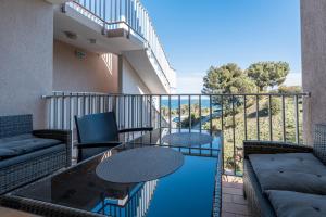 Gallery image of Studio *** "ThalaBanyuls" - Vue mer - Balcon in Banyuls-sur-Mer