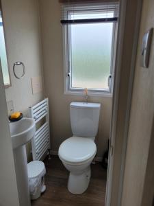 Ванна кімната в 10 Berth on Seaview (Linwood)