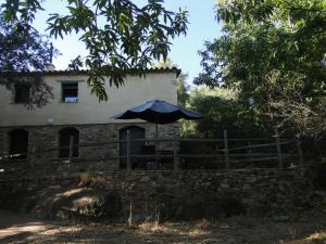 Budova, kde se the country house nachází