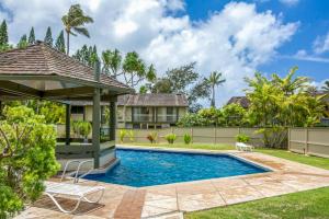 Swimming pool sa o malapit sa Turtle Bay Resort 166