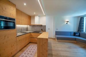Kuchyňa alebo kuchynka v ubytovaní Apartments Alpen Domus