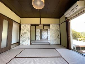 Fotografie z fotogalerie ubytování Tsubaki House v destinaci Anan