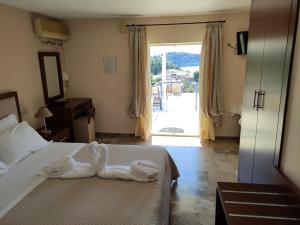 Gallery image of Gregory Apartments in Tolo