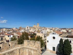 Výhľad na mesto Tarragona alebo výhľad na mesto priamo z apartmánu