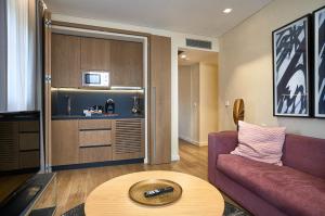 Kuchyň nebo kuchyňský kout v ubytování Suites Murillo Plaza Sta. Cruz