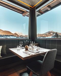 Widok na góry z tego hotelu