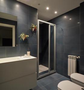 Kúpeľňa v ubytovaní Villa Loretopea by FeelFree Rentals