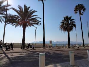 Gallery image of Studio charmant avec vue sur la mer a Cannes 20 m&sup2; terrasse in Cannes