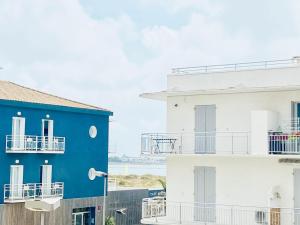 Balkoni atau teres di Appartement T2 4 Pers - Bord de Mer