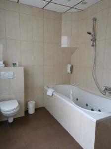 Koupelna v ubytování Hotel Albert II Oostende