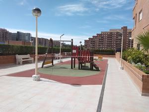 Herní místnost nebo prostor pro děti v ubytování ACV - Torremar-2ª Linea Planta 4 norte
