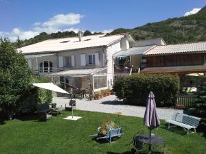 Nespecifikovaný výhled na hory nebo výhled na hory při pohledu z bed and breakfast