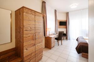TV a/nebo společenská místnost v ubytování Hotel Nahetal
