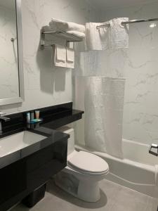 Un baño de Monti Hotel