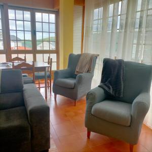 A seating area at A casa do clarete