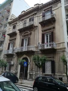 Gallery image of HOUSE of COLORS in Bari