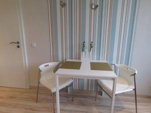 Photo de la galerie de l'établissement 4 Sterne App Mohnblüte Whirlpool IR-Sauna Fitnessraum kinderfreundlich Bikeraum, à Hahnenklee