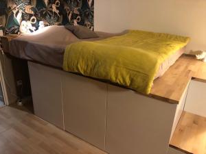 Ένα ή περισσότερα κρεβάτια σε δωμάτιο στο Villa avec piscine privée au calme dans Toulouse