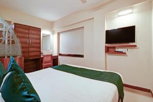 Televisi dan/atau pusat hiburan di SRTC Hotel Aspire