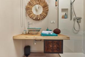 A bathroom at Villa Paier Relais & Pool
