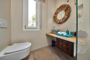 A bathroom at Villa Paier Relais & Pool