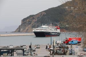 Galeriebild der Unterkunft Port view apartment in Skopelos